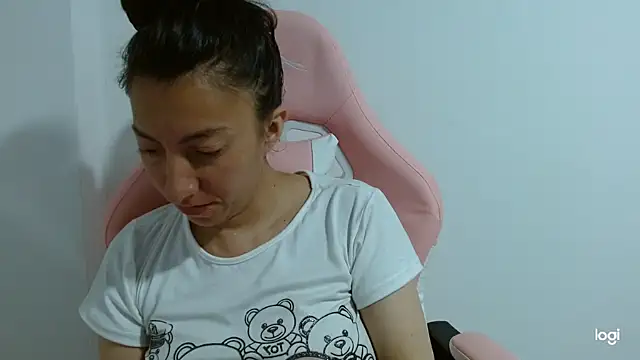 kaybabyhot online show from September 2025 04:24:02 PM