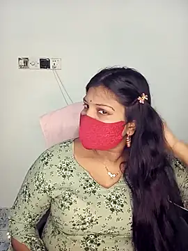 Hot-Angel  online show from November 2025 04:10:01 PM