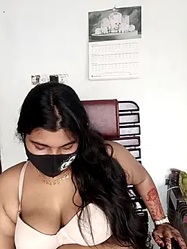 Hot-Angel  online show from April 2026 01:42:02 AM