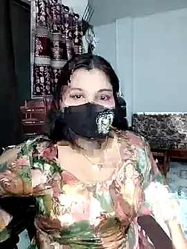 Hot-Angel  online show from April 2026 04:02:02 PM