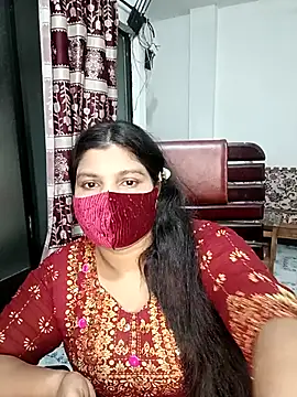 Hot-Angel  online show from April 2026 06:33:01 PM