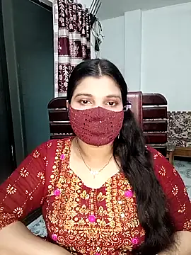 Hot-Angel  online show from April 2026 04:57:01 PM