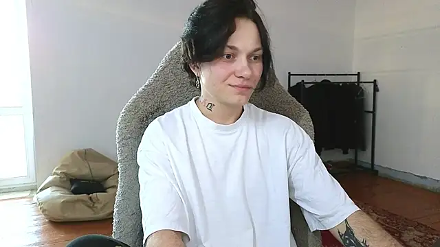 Snapshot of esajukyy chatting on July 2026 11:54:01 AM esajukyy online show from July 2026 11:54:01 AM