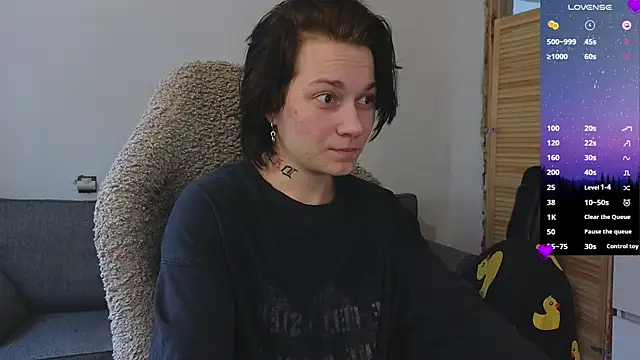 esajukyy online show from April 2026 09:12:02 AM