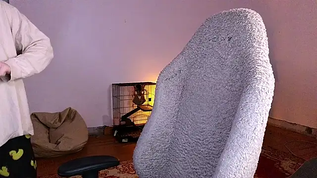 esajukyy online show from May 2026 03:08:01 PM