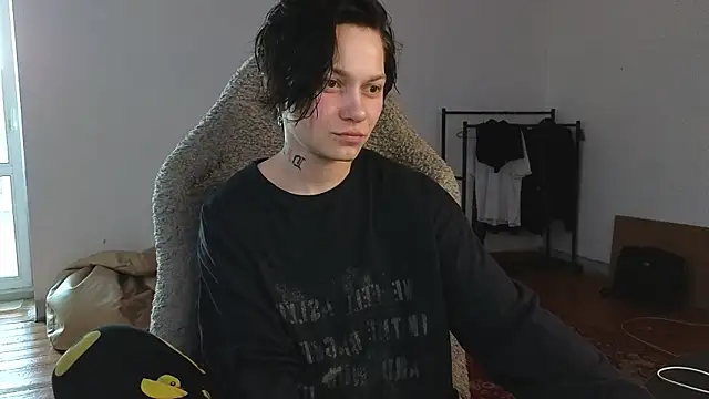 Snapshot of esajukyy chatting on June 2026 12:43:02 PM esajukyy online show from June 2026 12:43:02 PM
