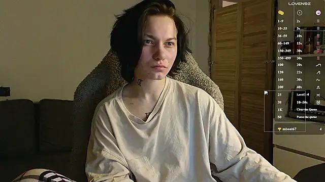 esajukyy online show from February 2026 03:24:01 PM