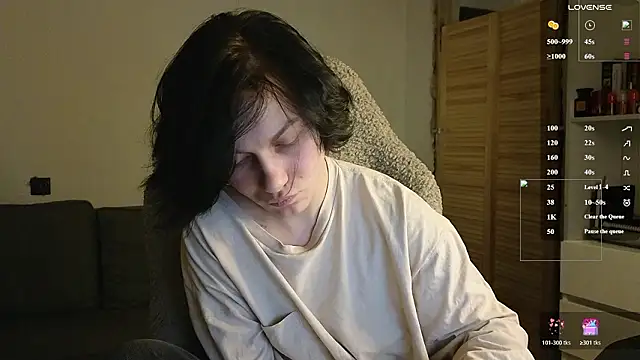 esajukyy online show from February 2026 03:57:01 PM