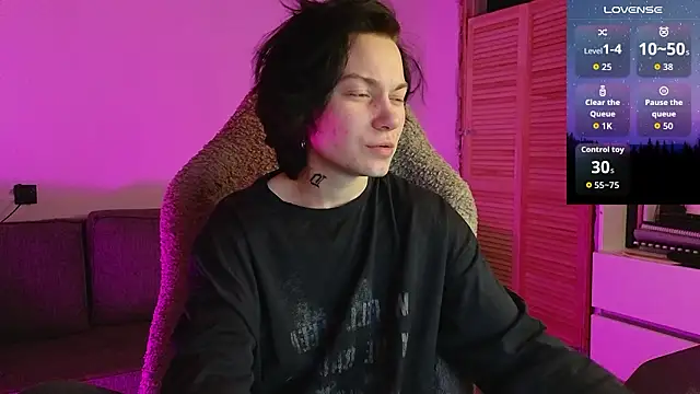 esajukyy online show from February 2026 11:51:01 AM