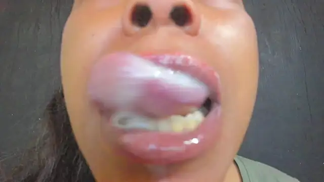KamariaFyre online show from March 2025 02:58:01 PM