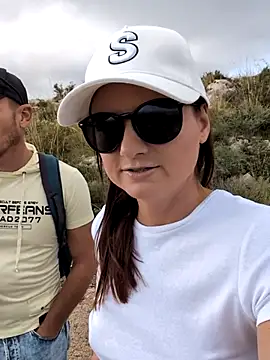 Samira-Summer online show from November 2025 12:32:01 PM