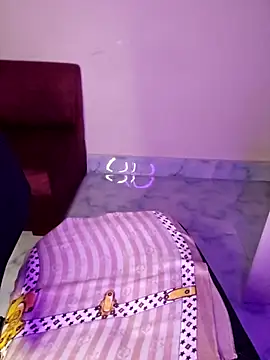 Olivia3 online show from October 2025 07:22:01 PM