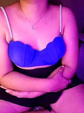 Olivia3 online show from September 2025 08:05:01 PM