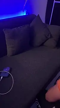 nick  yy online show from February 2026 05:57:02 PM