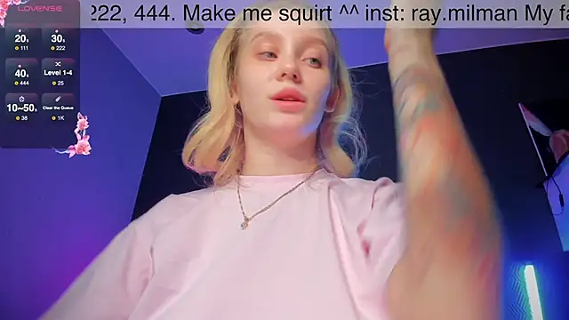 Snapshot of AliceMilman chatting on March 2025 06:07:01 PM AliceMilman online show from March 2025 06:07:01 PM