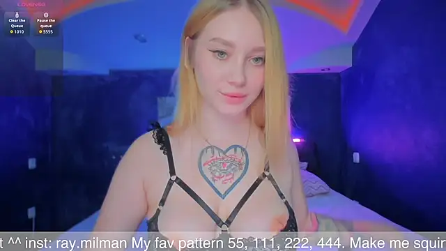 Snapshot of AliceMilman chatting on November 2025 11:21:02 AM AliceMilman online show from November 2025 11:21:02 AM