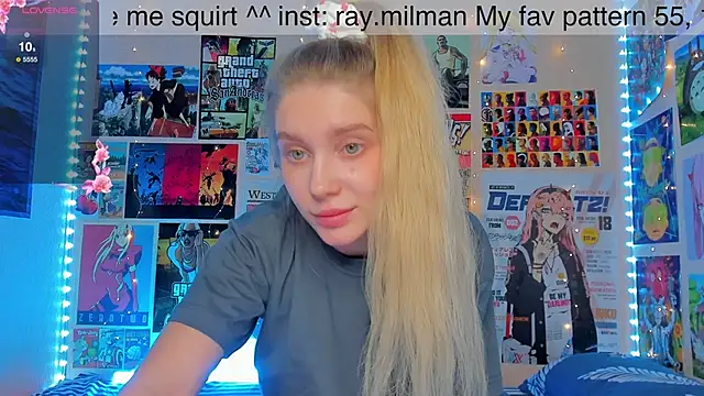 Snapshot of AliceMilman chatting on January 2025 08:11:02 AM AliceMilman online show from January 2025 08:11:02 AM