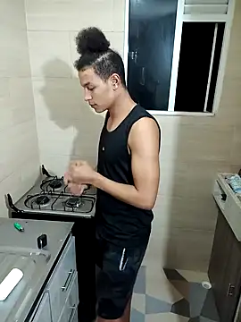 Snapshot of Black_Diamon_ chatting on December 2024 05:18:01 AM Black Diamon online show from December 2024 05:18:01 AM