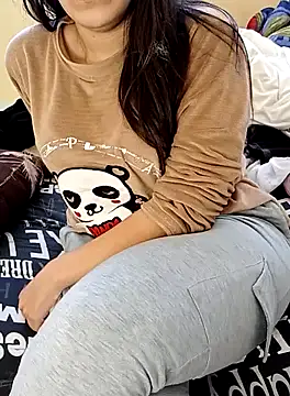 ShadiaStar online show from January 2026 02:13:01 PM