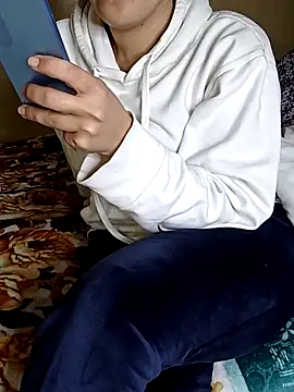 ShadiaStar online show from February 2026 07:55:01 PM