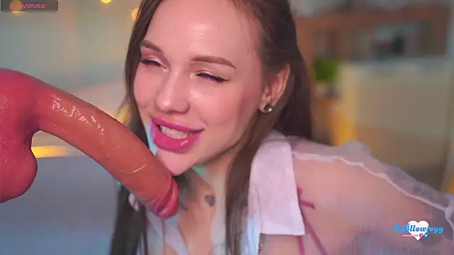 Snapshot of Bllowjoyy chatting on December 2025 06:56:01 AM Bllowjoyy online show from December 2025 06:56:01 AM