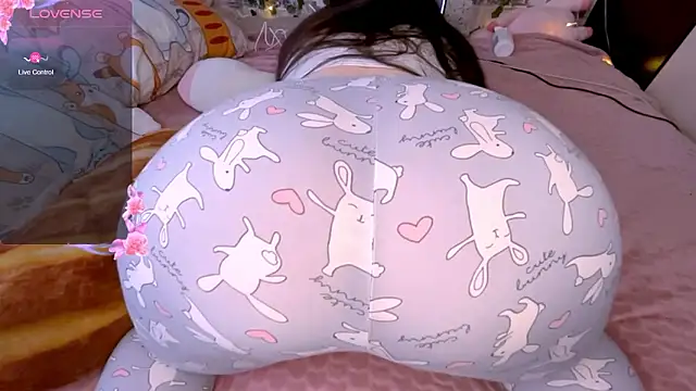 Snapshot of alex_dreams chatting on February 2026 11:41:01 AM alex dreams online show from February 2026 11:41:01 AM