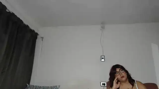 Savinneexotic online show from January 2026 12:25:01 AM