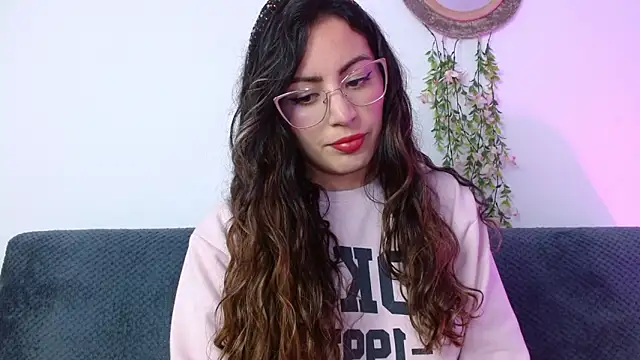 Kendal Mosk online show from February 2026 11:22:01 PM