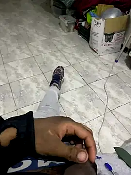 Lahcene online show from December 2025 07:26:01 PM