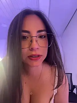 Melody 04 online show from January 2026 03:56:01 AM