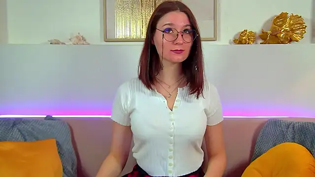 Snapshot of VictoriaArdern chatting on September 2025 06:31:02 AM VictoriaArdern online show from September 2025 06:31:02 AM