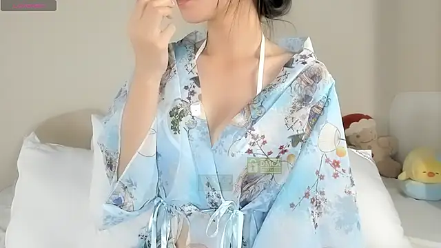 Iris xyz online show from October 2025 03:55:01 PM