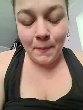 Sweetchubbybbw online show from February 2025 11:42:01 AM