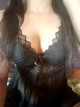 Snapshot of sexyriya_008 chatting on January 2025 05:31:01 AM sexyriya 008 online show from January 2025 05:31:01 AM