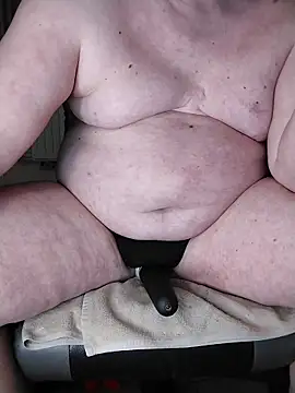 Chilsen1904 online show from March 2026 10:11:01 PM