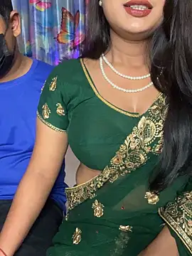 Snapshot of ascuple chatting on November 2025 06:11:01 PM ascuple online show from November 2025 06:11:01 PM