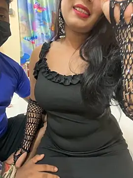 Snapshot of ascuple chatting on October 2025 05:23:02 PM ascuple online show from October 2025 05:23:02 PM