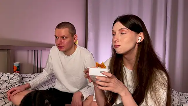 Snapshot of eternal_dream_ chatting on December 2024 07:32:01 PM eternal dream online show from December 2024 07:32:01 PM