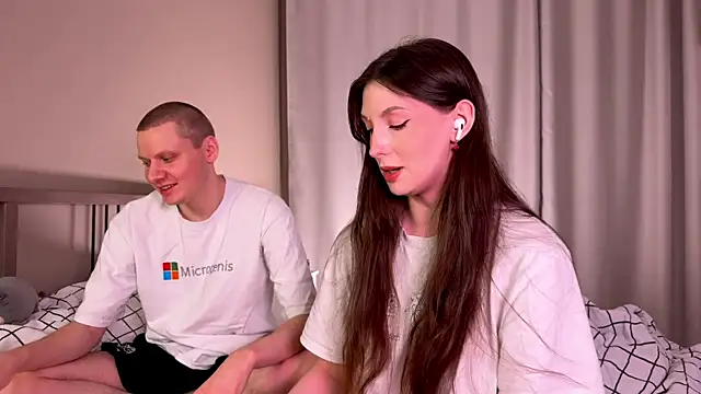 Snapshot of eternal_dream_ chatting on December 2024 05:44:01 PM eternal dream online show from December 2024 05:44:01 PM