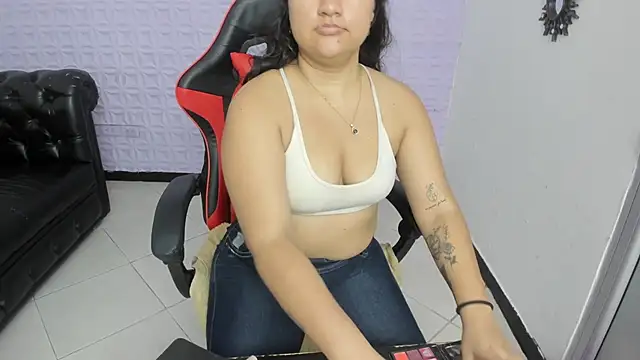 natasha adams22 online show from March 2025 01:09:01 AM