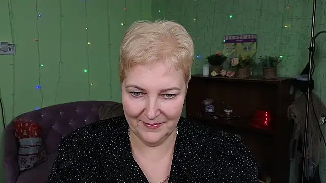 Sandra Snow online show from January 2025 02:36:02 PM