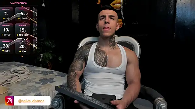 Flynn Riider online show from April 2026 07:07:02 PM