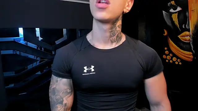 Flynn Riider online show from October 2025 05:21:01 PM