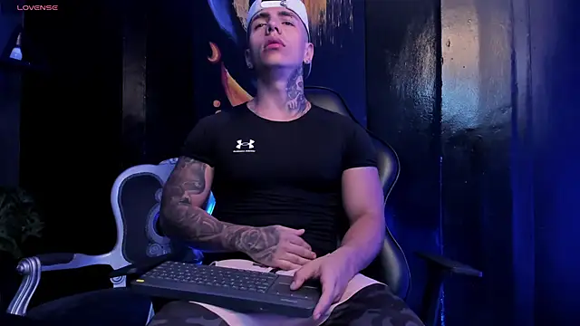 Flynn Riider online show from January 2026 05:20:01 PM