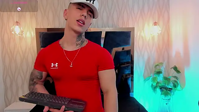 Flynn Riider online show from February 2026 06:37:01 AM