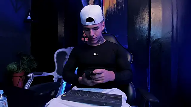 Flynn Riider online show from January 2026 05:41:01 PM