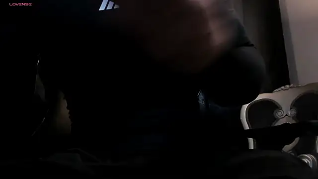 Flynn Riider online show from November 2025 05:24:01 PM