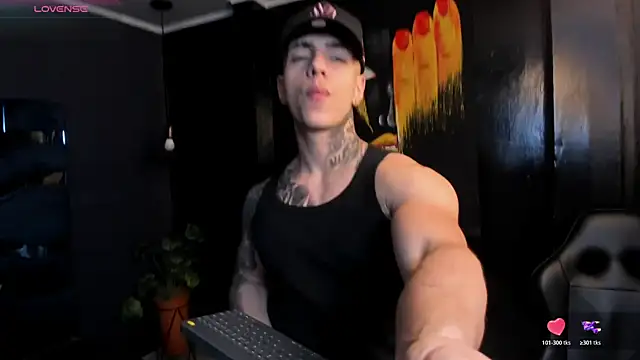 Snapshot of Flynn_Riider chatting on October 2025 05:24:02 PM Flynn Riider online show from October 2025 05:24:02 PM