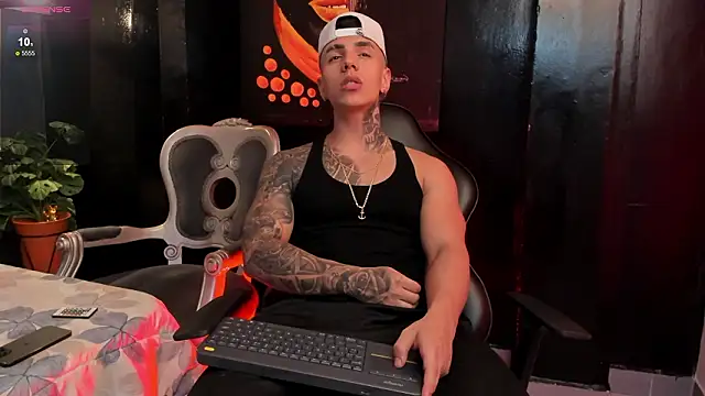 Flynn Riider online show from February 2026 05:40:01 AM