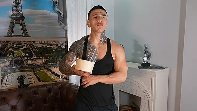 Flynn Riider online show from May 2026 05:43:02 PM